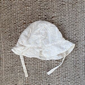 Zara White Eyelet Sun Hat